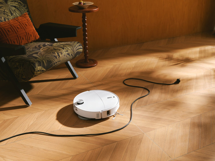 Roborock Qrevo Edge 2 Pro product in use