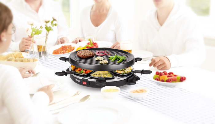 Princess Raclette 6 Grill Party 162725 product in use