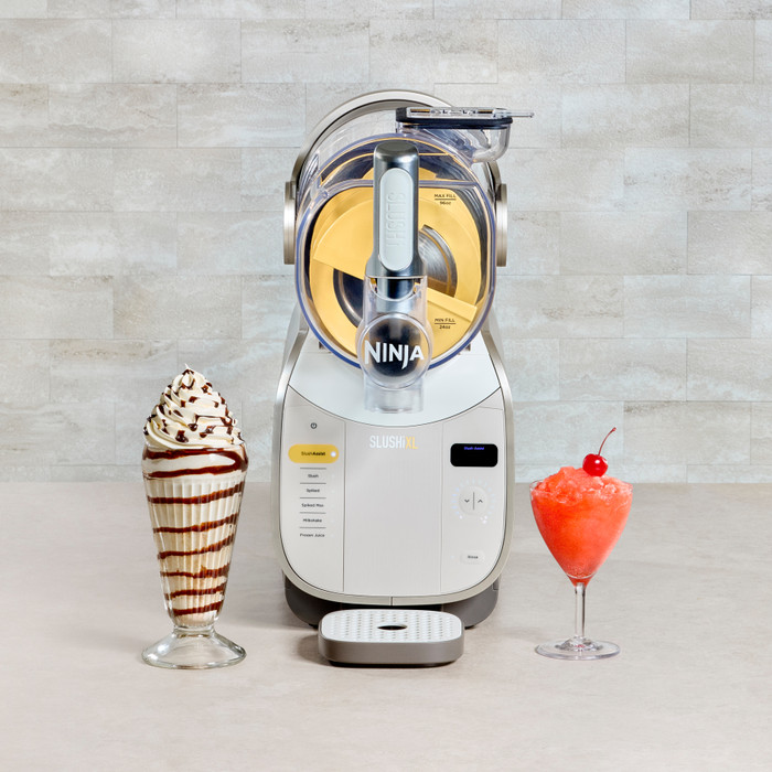 Ninja SLUSHi XL Eismaschine Mokka FS601EUBR produkt in gebrauch