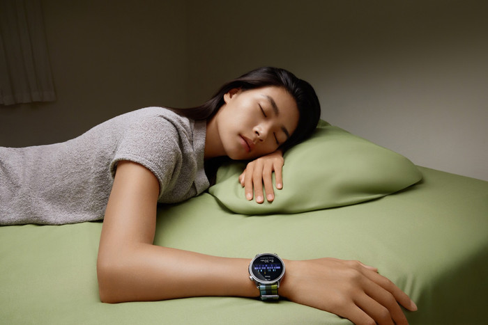OPPO Watch S 45mm Black product in use