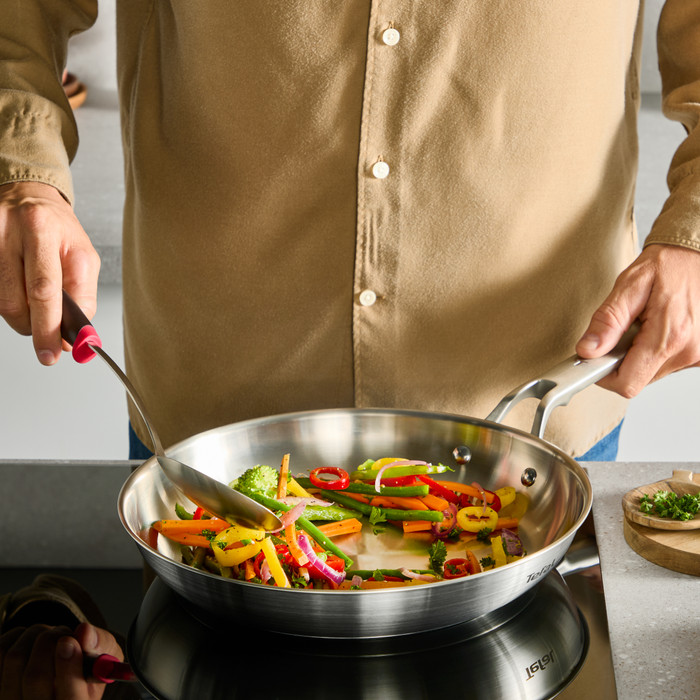 Tefal Extreme Bratpfanne 24 cm produkt in gebrauch