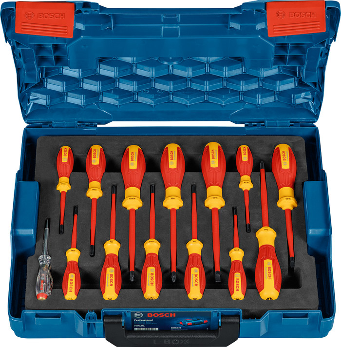 Bosch Professional 14-teiliges VDE Schraubendreherset produkt in gebrauch