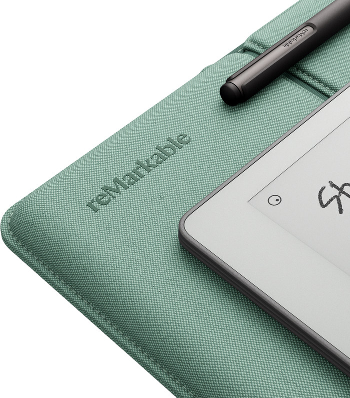 reMarkable Paper Pure with Sleeve Green detail