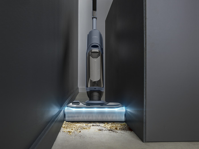 Rowenta X-Clean 3 GZ4011 product in use