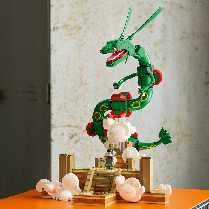 LEGO Pokémon Rayquaza 72168 produkt in gebrauch