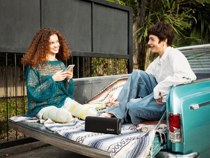 Sony ULT Field 3 Schwarz Doppelpack produkt in gebrauch