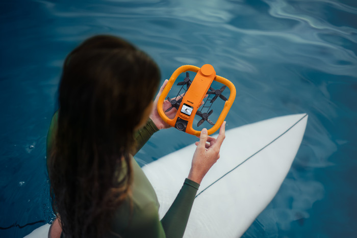 HOVERAir Aqua Basic Combo produkt in gebrauch