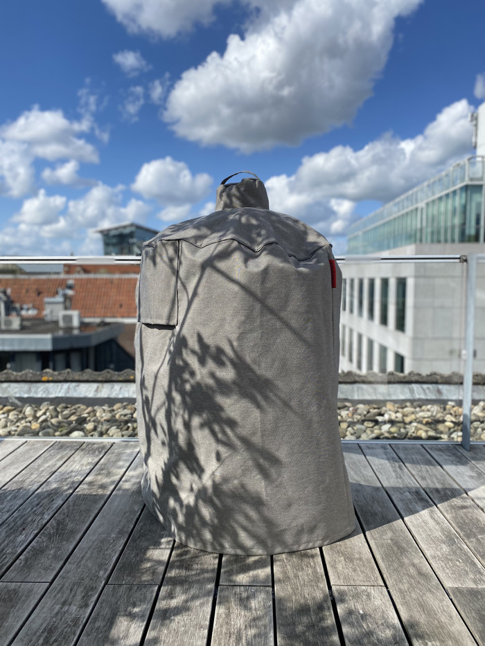 Moddern Cover for Complete, Original, and Special product in use