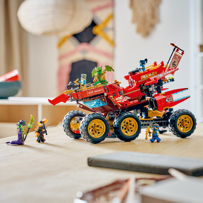 LEGO Ninjago Wüstensegler 71869 produkt in gebrauch