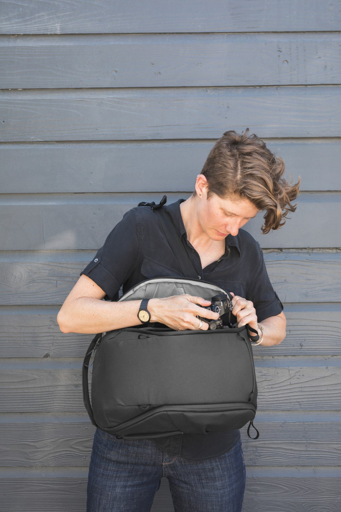 Peak Design Everyday Backpack 15L Zip v3 Black produkt in gebrauch