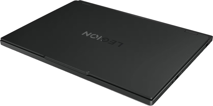 Lenovo Legion 5 15IRX10 - 15,3" - Intel Core i7 - 16GB RAM/1TB SSD - RTX 5070 oberseite