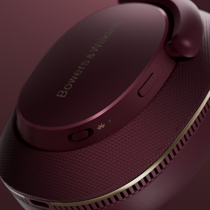 Bowers & Wilkins Px7 S3 Red detail