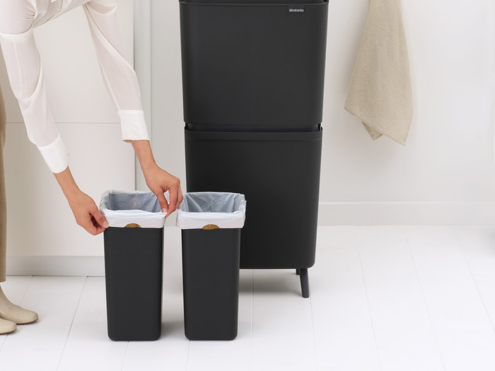 Brabantia SortUp Recycle Hi Mülleimer 25+10+10L Grau produkt in gebrauch