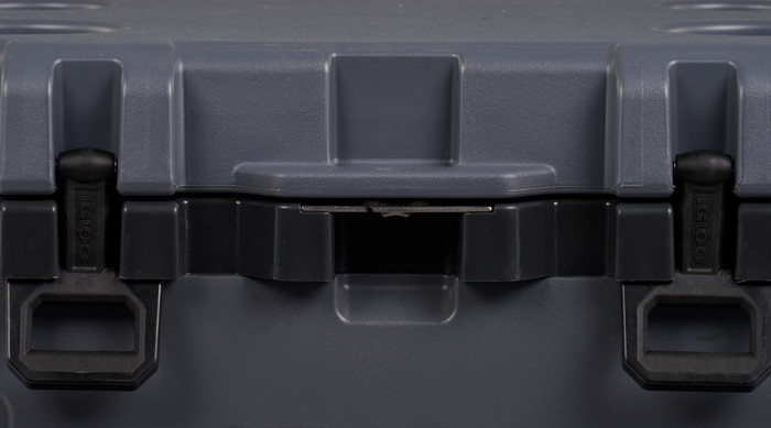 Igloo Trailmate 52 QT Carbonite Roller Kühlbox detail