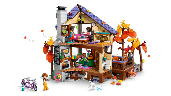 LEGO Friends Cozy Fall Forest Cabin 42705 detail