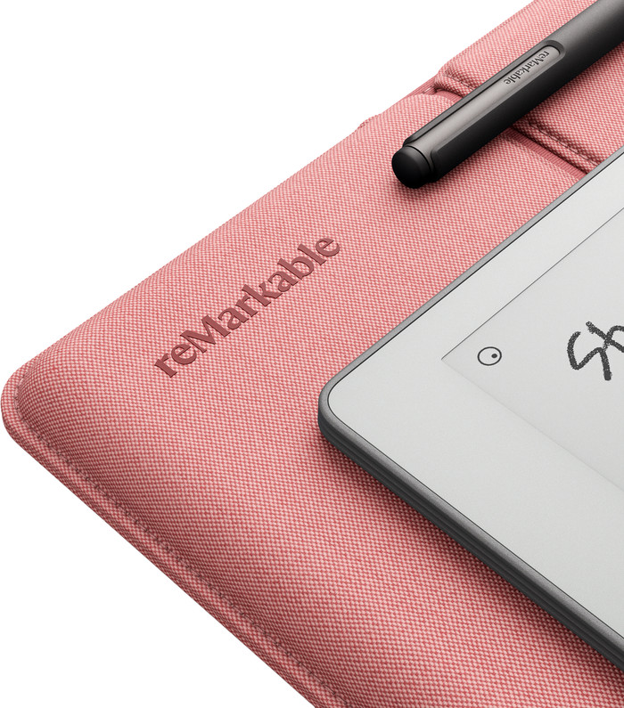 reMarkable Paper Pure with Sleeve Pink detail
