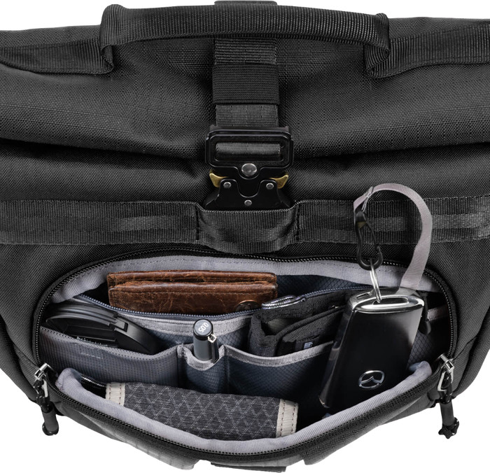 Think Tank FocusPoint Crossbody 8L Schwarz innen