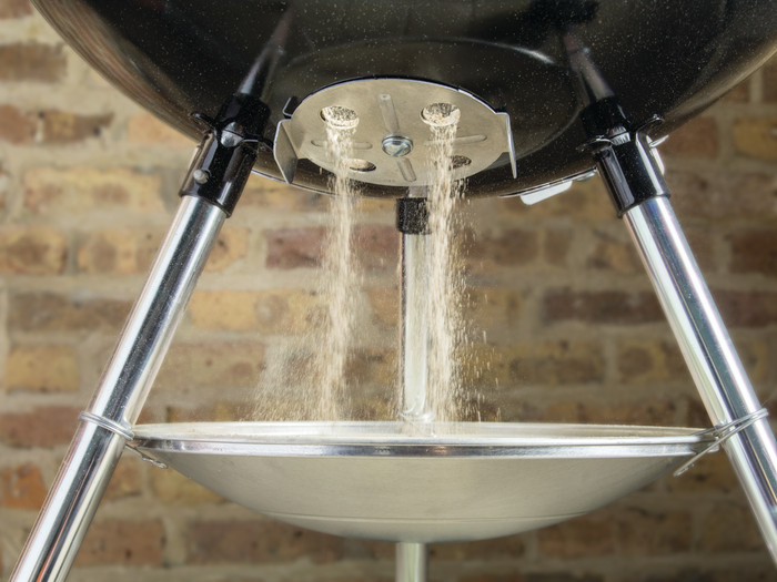 Weber Bar-B-Kettle 47cm Black detail