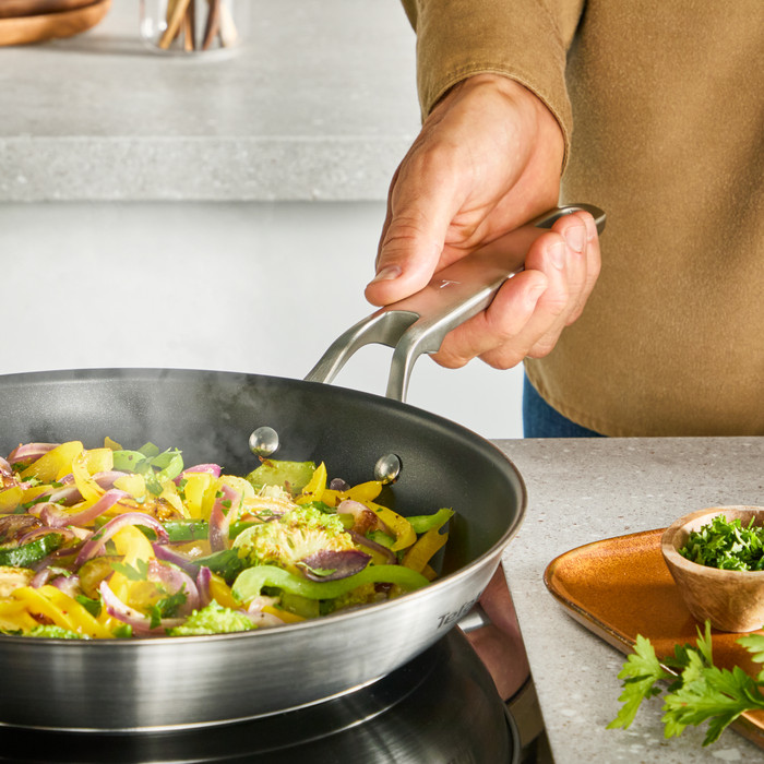 Tefal Extreme Keramikbratpfanne 28 cm produkt in gebrauch