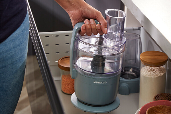 Kenwood Multipro Go FDP23.380GY Storm Blue product in use