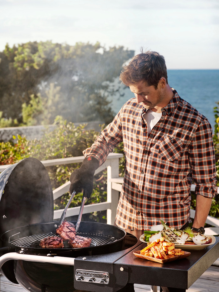 Weber GBS Searing Rack 30cm product in use