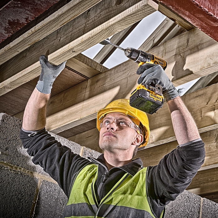 DeWalt DCD791P2-QW product in use