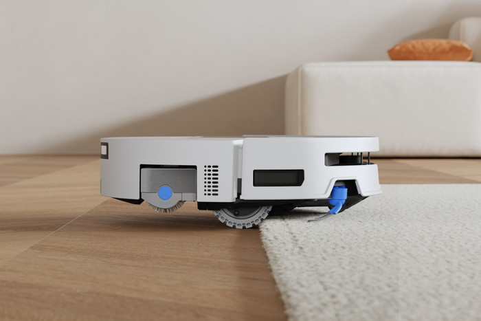 Ecovacs DEEBOT T90 MAX OMNI White product in use