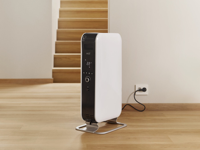 Mill OIL2000WIFI3 product in use