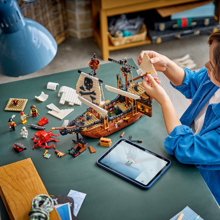 LEGO Creator 3-in-1-Sets Legendäres Piratenschiff 31387 produkt in gebrauch