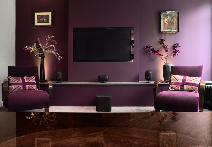 Bowers & Wilkins M1 Doppelpack Schwarz produkt in gebrauch