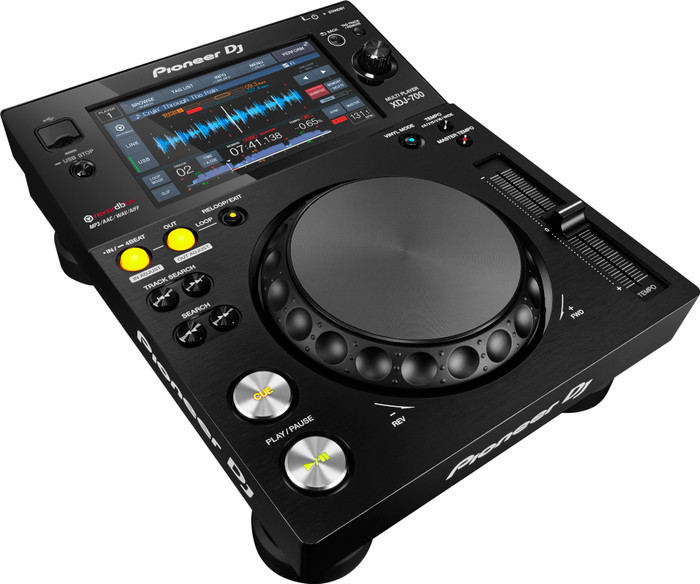 Pioneer XDJ-700 front