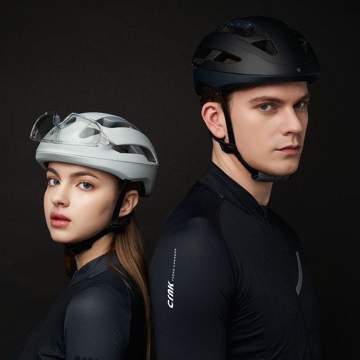 CRNK Angler Stone Schwarz M produkt in gebrauch