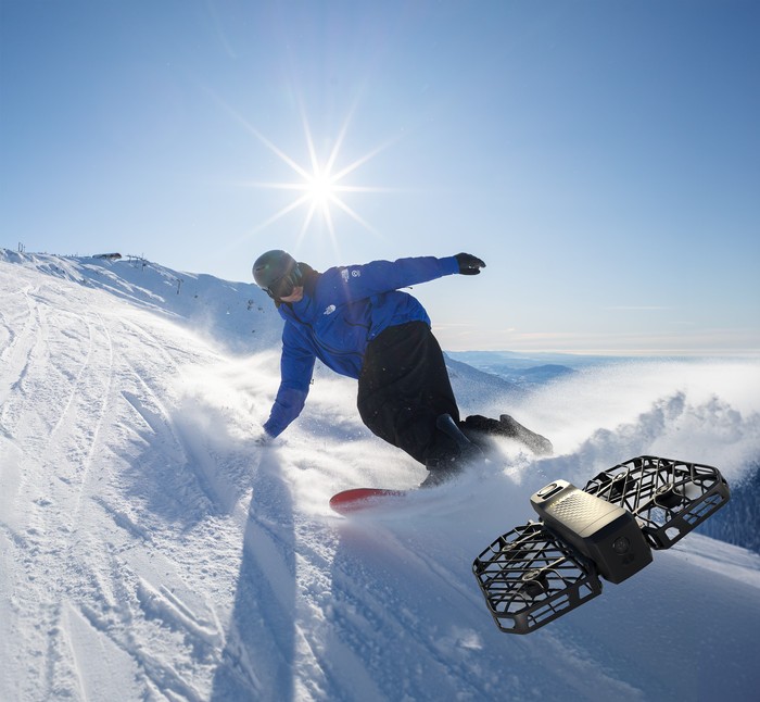 HoverAir X1 PRO Retail Combo produkt in gebrauch