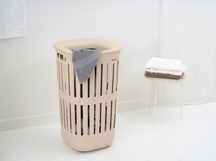 Brabantia Collect-It Wäschekorb 55 Liter - 2er-Set - Beige produkt in gebrauch