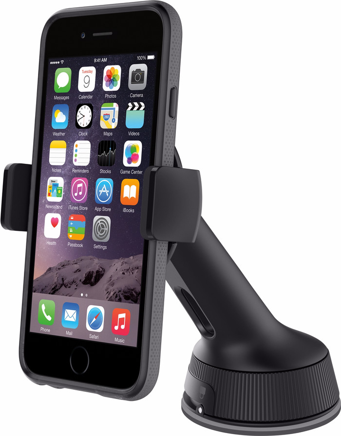 Belkin Universal Car Mount Dashboard/Windshield product in use