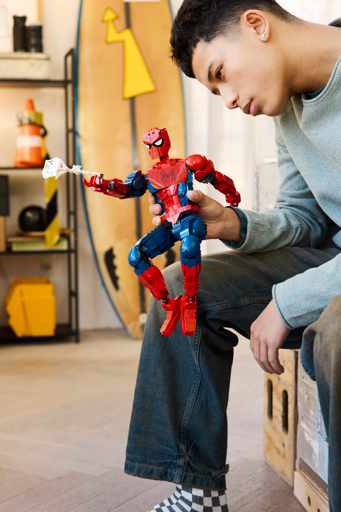 LEGO Marvel Spider-Man Hero Figure 76346 product in use