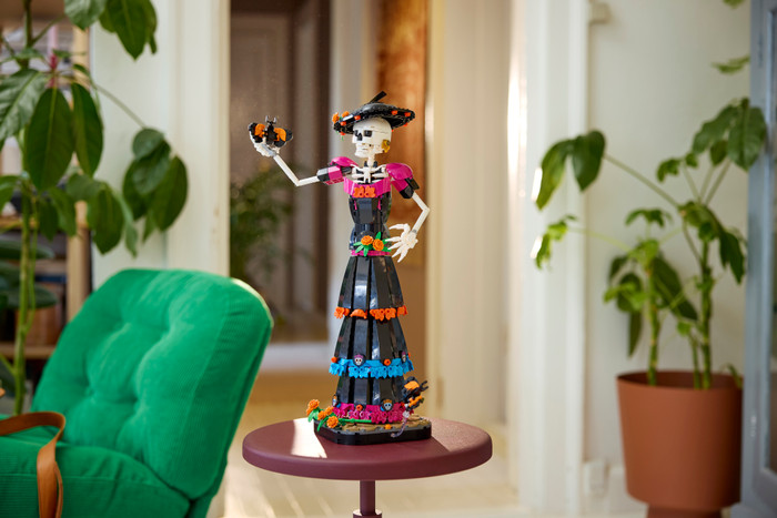 LEGO Ideas La Catrina 21372 produkt in gebrauch