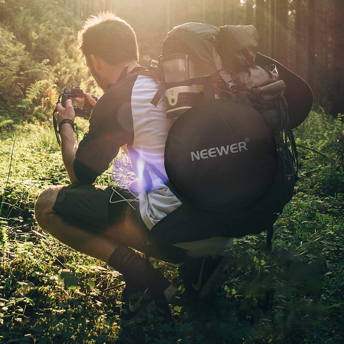 Neewer RF-110 Reflector set (5 in 1) product in use
