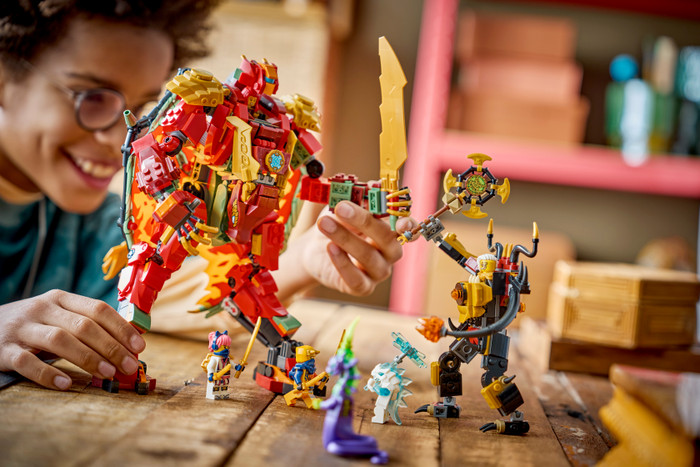 LEGO Ninjago Wyldfyres Drachenmech 71868 produkt in gebrauch