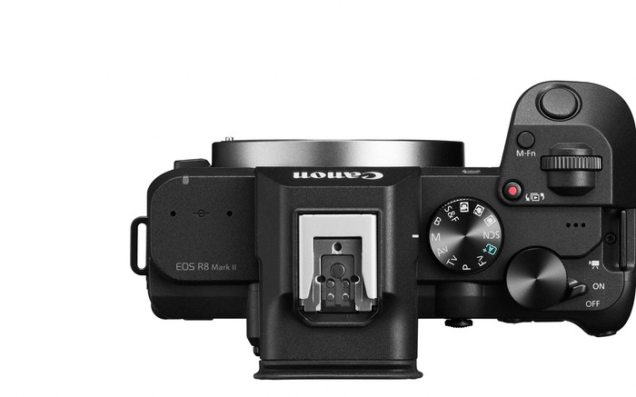 Canon EOS R8 Mark II + RF 24-105mm f/4-7.1 IS STM oberseite