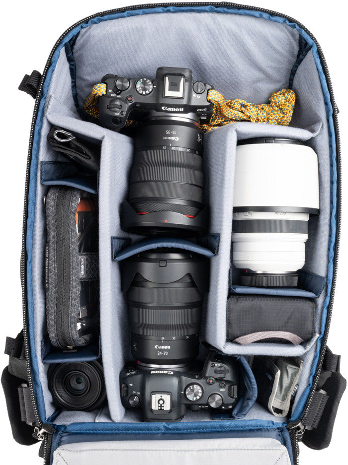 Think Tank DarkLight Reiserucksack 20L Schwarz innen