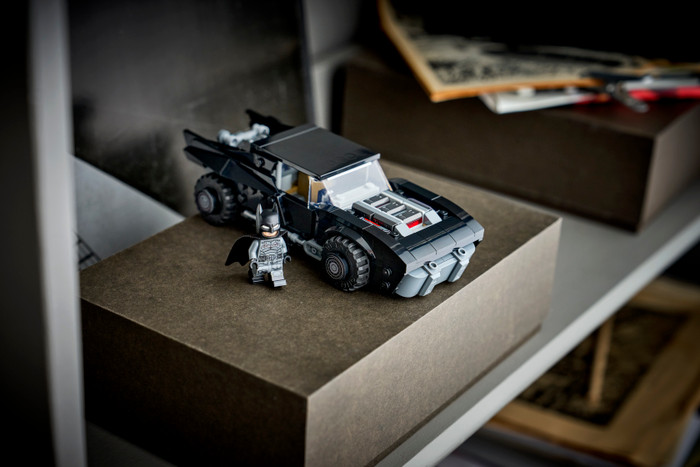 LEGO DC The Batman: Batmobil 76332 produkt in gebrauch