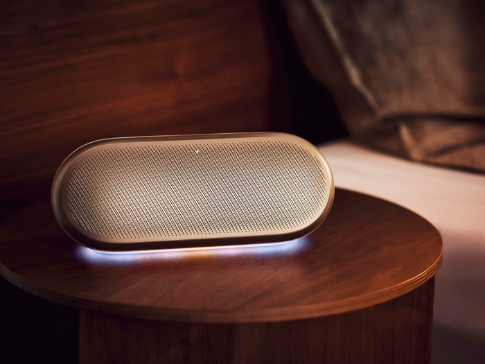 Harman Kardon Luna 2 Bronze produkt in gebrauch