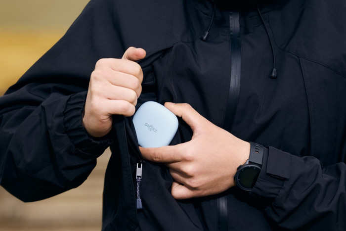 Shokz OpenFit Air 2 Blau produkt in gebrauch