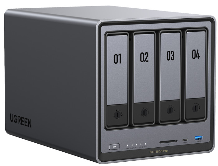 UGREEN DXP4800 Pro linke seite
