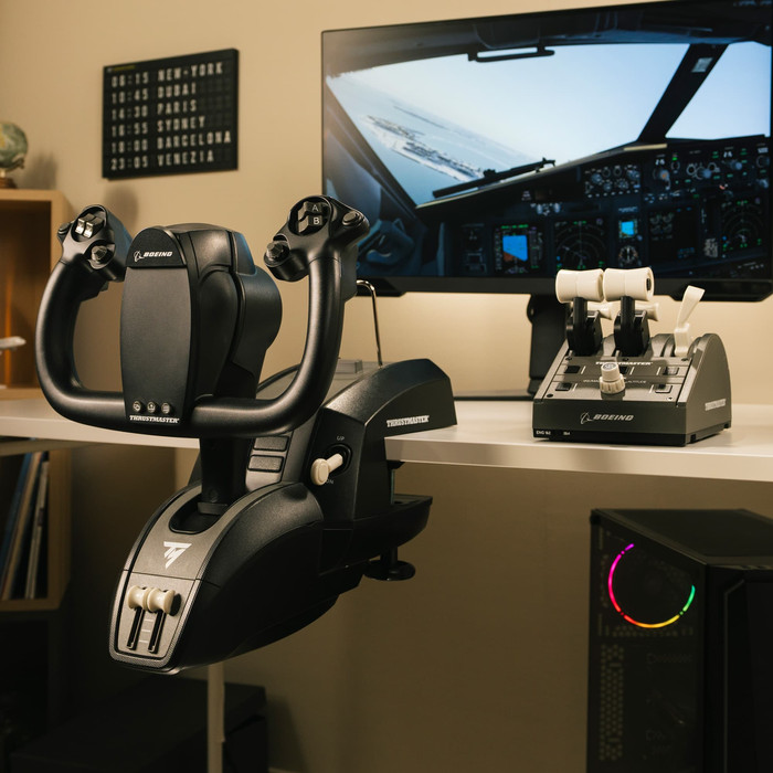 Thrustmaster TCA Yoke Pack Boeing Edition produkt in gebrauch