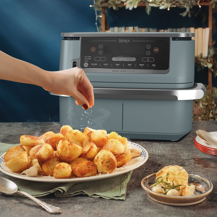 Ninja Foodi FlexDrawer Airfryer Blue product in use