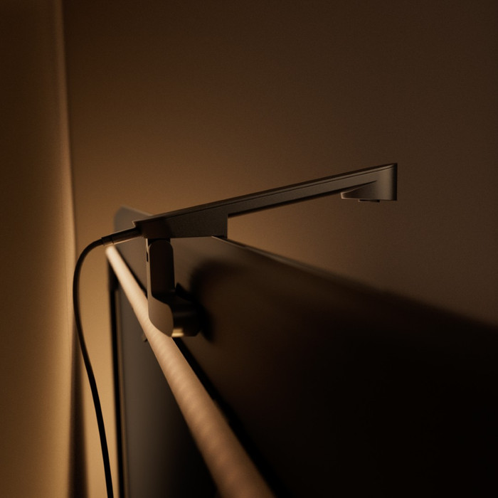 Philips Hue Play Screen Sync product in use