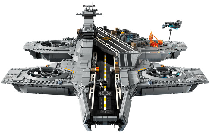 LEGO Marvel S.H.I.E.L.D. Helicarrier 76354 front