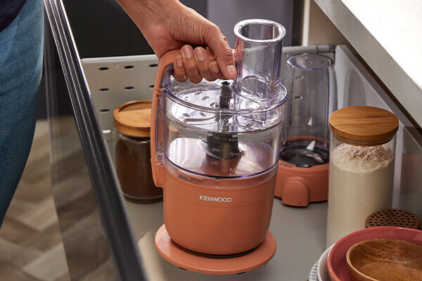 Kenwood Multipro Go FDP23.380RD Red Clay produkt in gebrauch